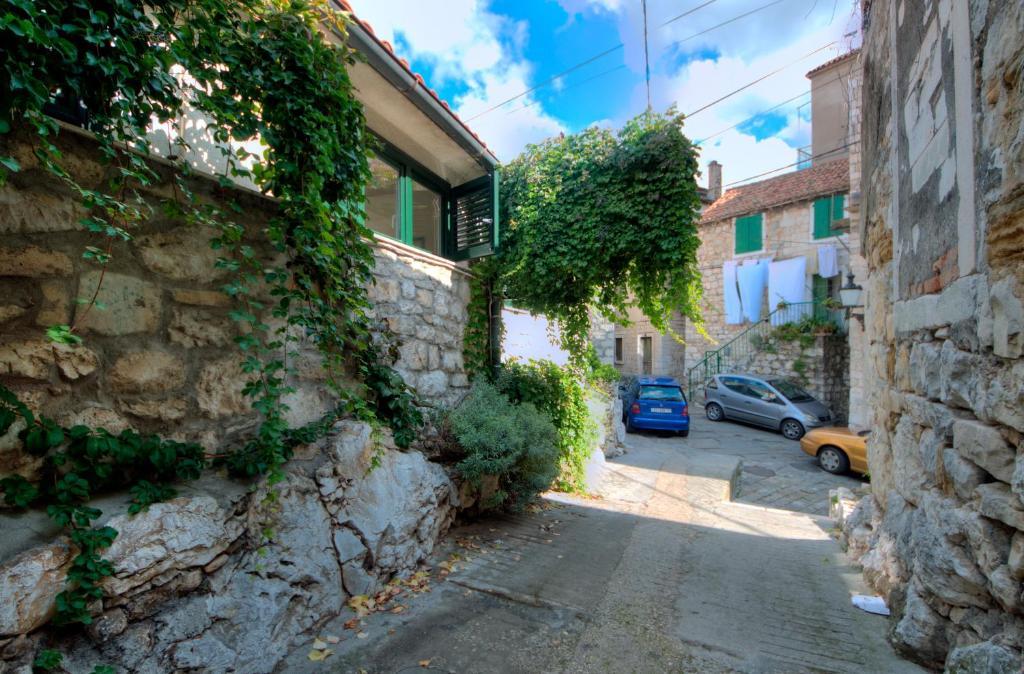 Bruno Split Centre Apartment And Room Exterior foto